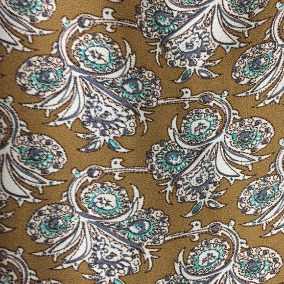 Lady Noiz top with crochet lace detail - Picture 5 of 6